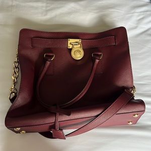 Burgundy Micheal Kors large Hamilton tote